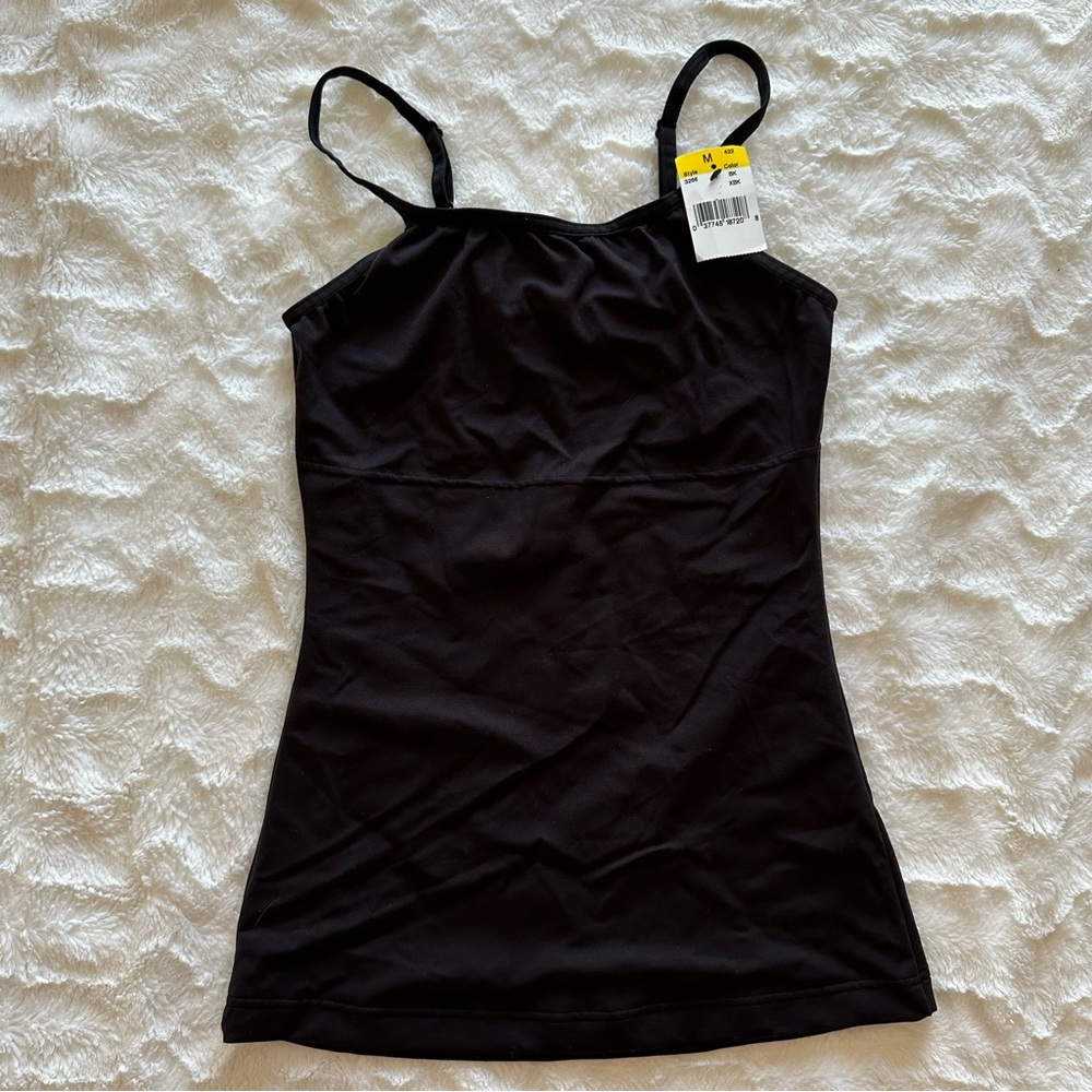 Maidenform NWT Medium Black Shape Wear Tank Top Smoothing Solutions
